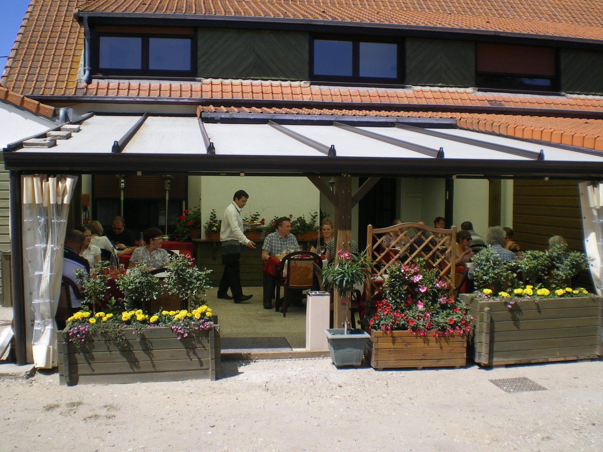 Logis Auberge De La Dune - Hotel & Restaurant Le Crotoy Exteriör bild